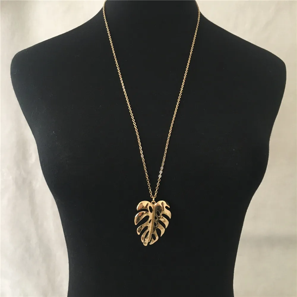 Colliers pendentifs tendance couleur or simple grande feuille Monstera collier long pour femmes vêtements décontractés indant Sidn22_voghion.com