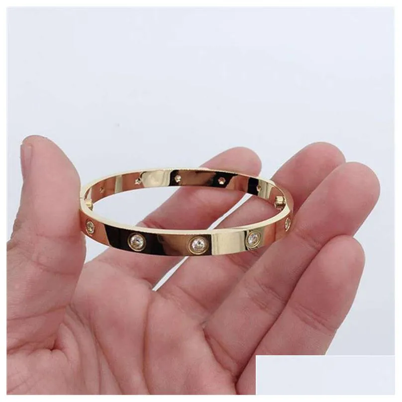 Braccialetto di alta qualità Cacciavite Amore Braccialetto Moda Unisex Braccialetto Polsino Acciaio Inossidabile Placcato Oro Gioielli Donna E_voghion.com