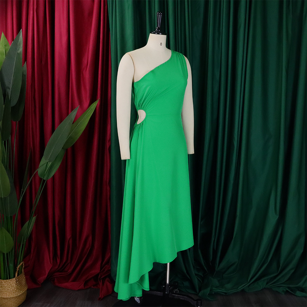 Women's Clothing new one shoulder hollow solid color irregular large size dress_mkmklike.com