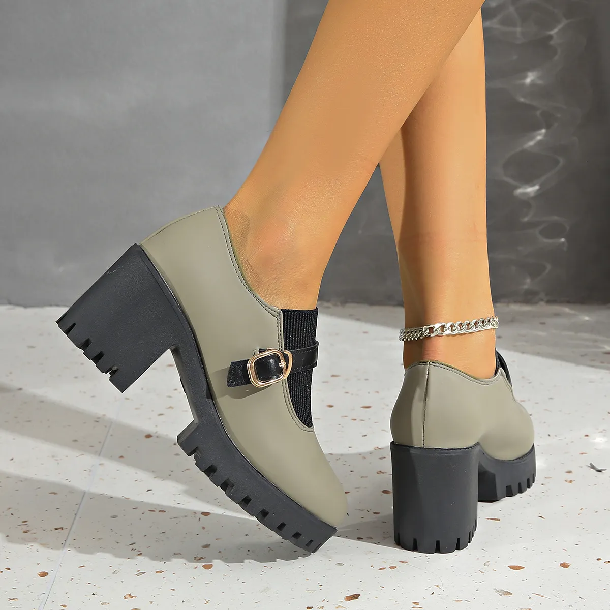 Přeshraniční zahraniční obchod, plus size boty na vysokém podpatku pro ženy, jaro 2025, nová móda s kulatou špičkou a tlustým knoflíkem_voghion.com