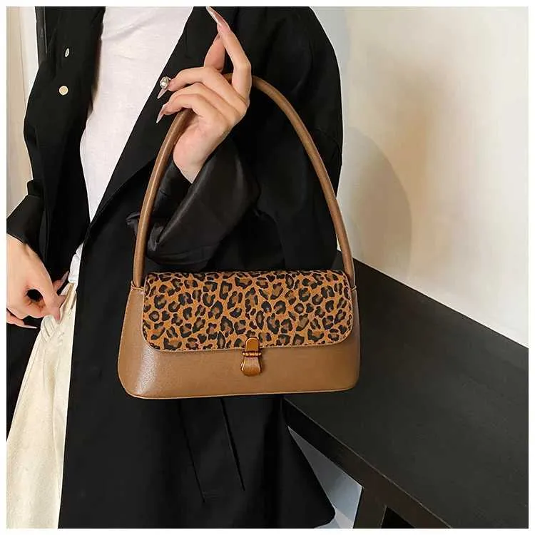 Women's Leopard Pattern Shoulder Bag Large Capacity Pu Leather_voghion.com