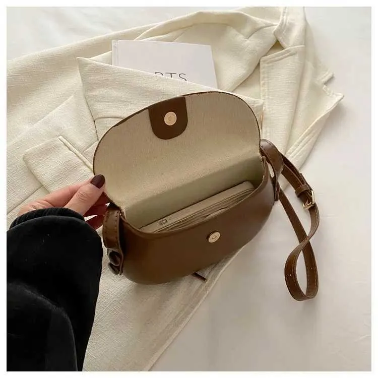 Saddle Bag Crossbody Bag For Women Solid Colour Pu Leather Clutch_voghion.com