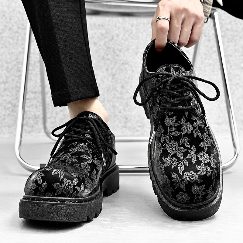 Zapatos de hombre influencer otoño 2024 nuevos zapatos casuales de cuero para jóvenes de caña baja de negocios pequeños