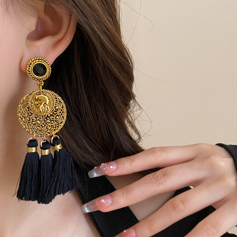 Aiguille d'argent, diamants médiévaux, boucles d'oreilles à pampilles élégantes en forme de figure cerclée, petites polyvalentes et boucles d'oreilles_voghion.com