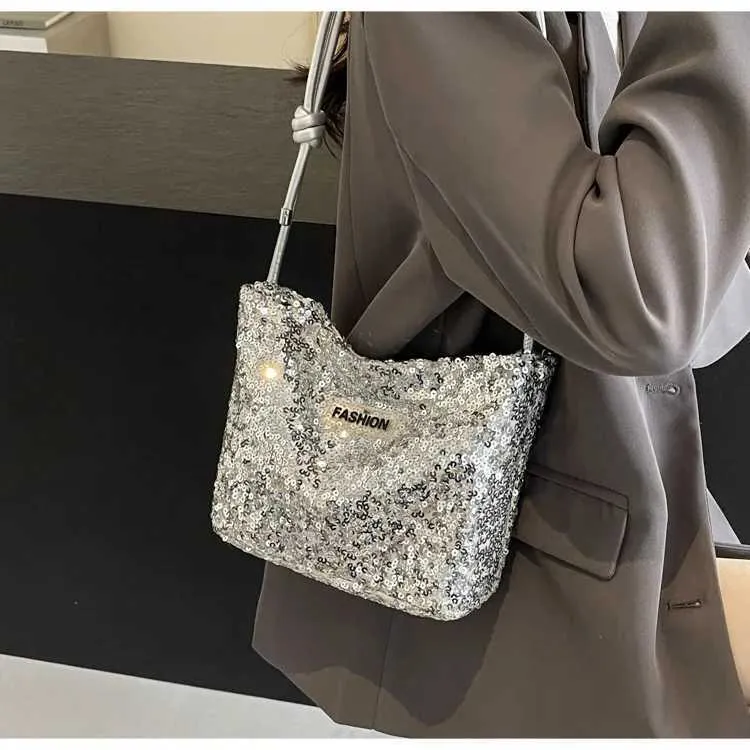 Frauen Pailletten Solide Shiny Stachels Eimer Griff Weibliche Casual Pendeln Schulter Pack Dame Weiche Große Kapazität_voghion.com