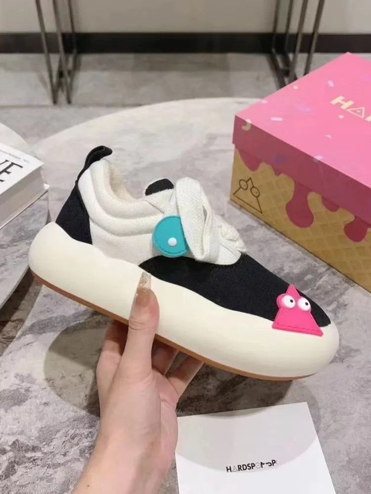 Thick Soled Round Toe Canvas Shoes For Couples Mesh Breathable Comfortable Casual And Versatile Niche Design Sneakers_voghion.com