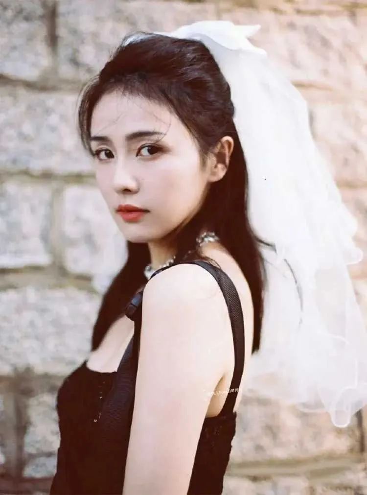 Hair Jewelry Short Small Head Veil Bow Fluffy Yarn Bride Wedding hair accessories_voghion.com