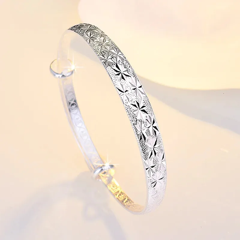 Bracelet Original Romantique Gypsophile Étoile Bracelets Argent Couleur pour Femmes Bracelets Mode Fête Mariage Accessoires Bijoux 231116_voghion.com