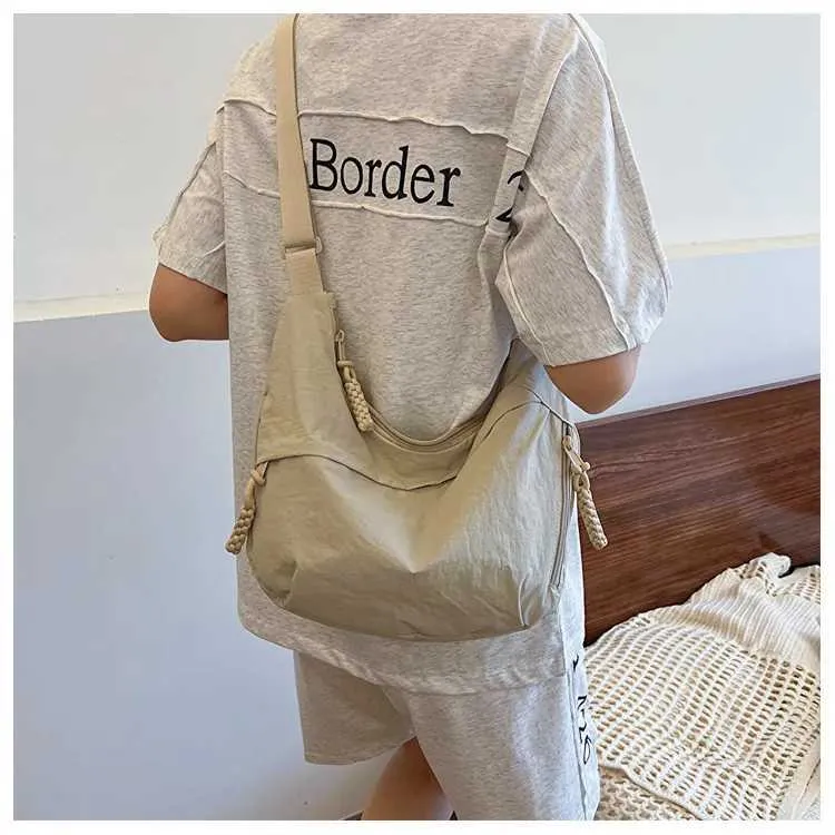 Fashionable and minimalist Korean version dumpg popular this year new high-quality shoulder bag large capacity tote cr_voghion.com