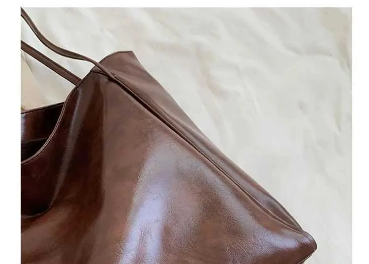 Vintage Red Womens Athletic Casual Fashion Large Capacity Leather Shoulder Bag Shopper Haruku Simple Handbag SacC241106_voghion.com