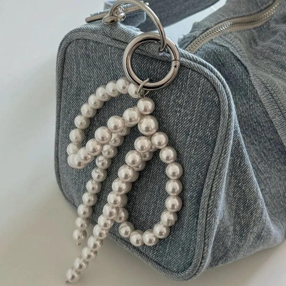 Portachiavi coreano Y2K con perline, fatto a mano, a forma di fiocco, portachiavi a forma di cuore, ornamento con perle, decorazione per borse e telefoni_voghion.com
