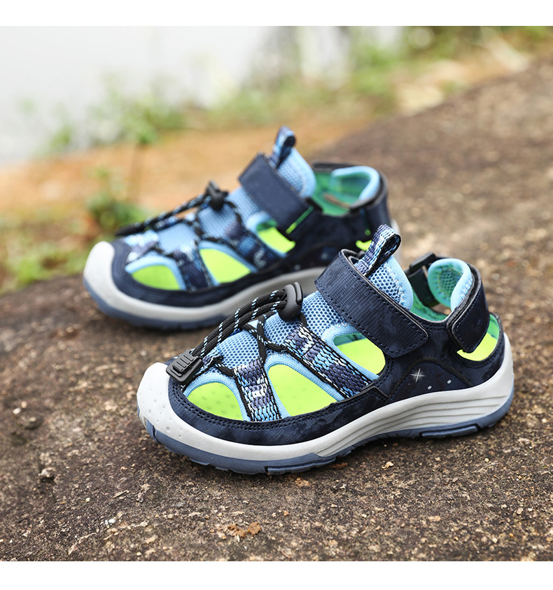 Baotou-Sandalen für Jungen 2024 Neu mit hohler, weicher Sohle, rutschfeste Kinderschuhe, Strandschuhe für Mittelschüler_voghion.com