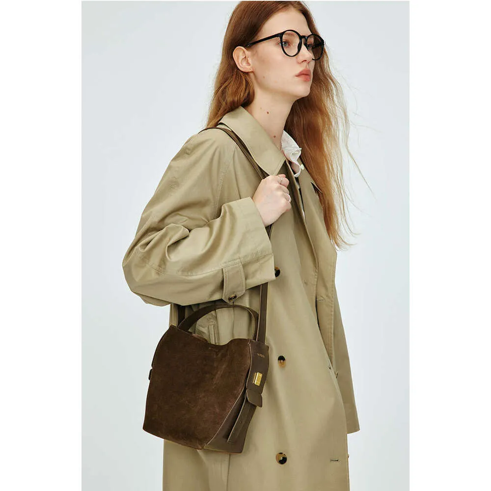 LA FESTIN Original Femmes 2024 Nouveau Seau En Daim Décontracté Sacs À Main Épaule Bandoulière Sac D'hiver_voghion.com