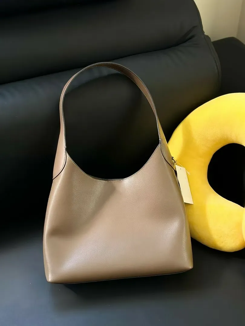 Borse a tracolla firmate, borsa tote in vera pelle di vacchetta con manico superiore, finiture dorate e chiusura magnetica, borsa hobo da giorno_voghion.com