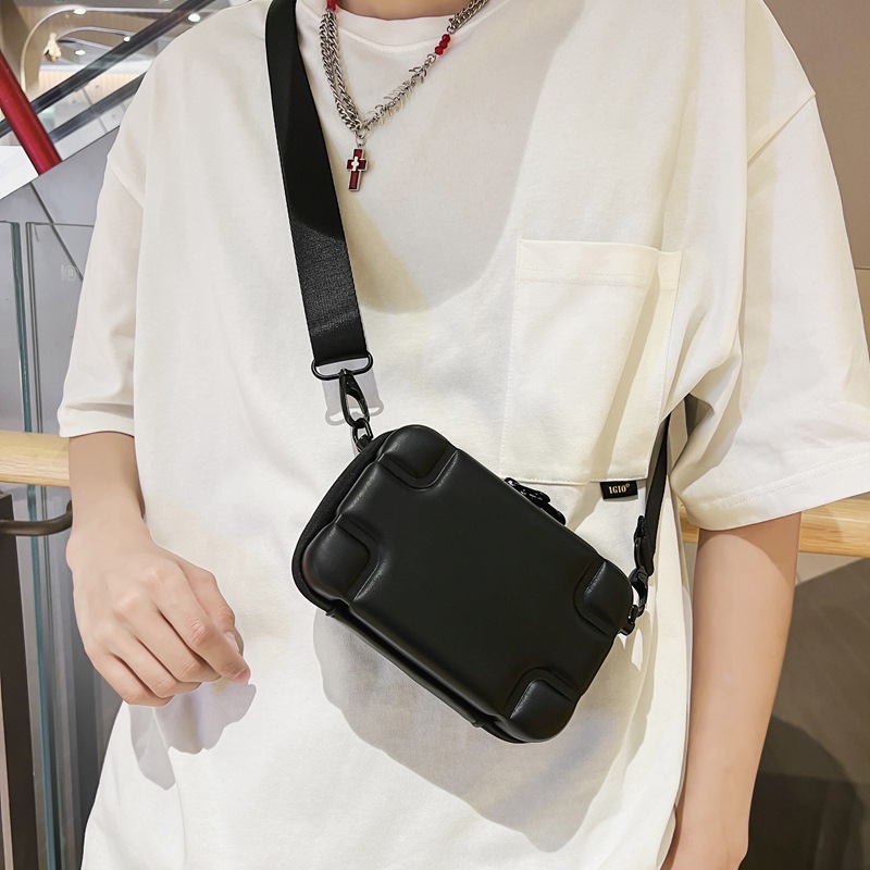 Men’s Crossbody Bags Box Bag Men’s Trendy Small Square Bag Fashion Shoulder Bag Simple Mobile Phone Bag Messenger Bag Female