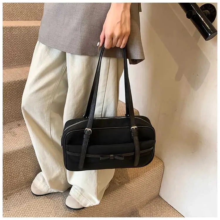 Damen Umhängetasche aus mattiertem Leder mit großer Kapazität, für den täglichen Gebrauch, Umhängetasche mit Griff, Tragetasche, weiche Unterarmtasche_voghion.com