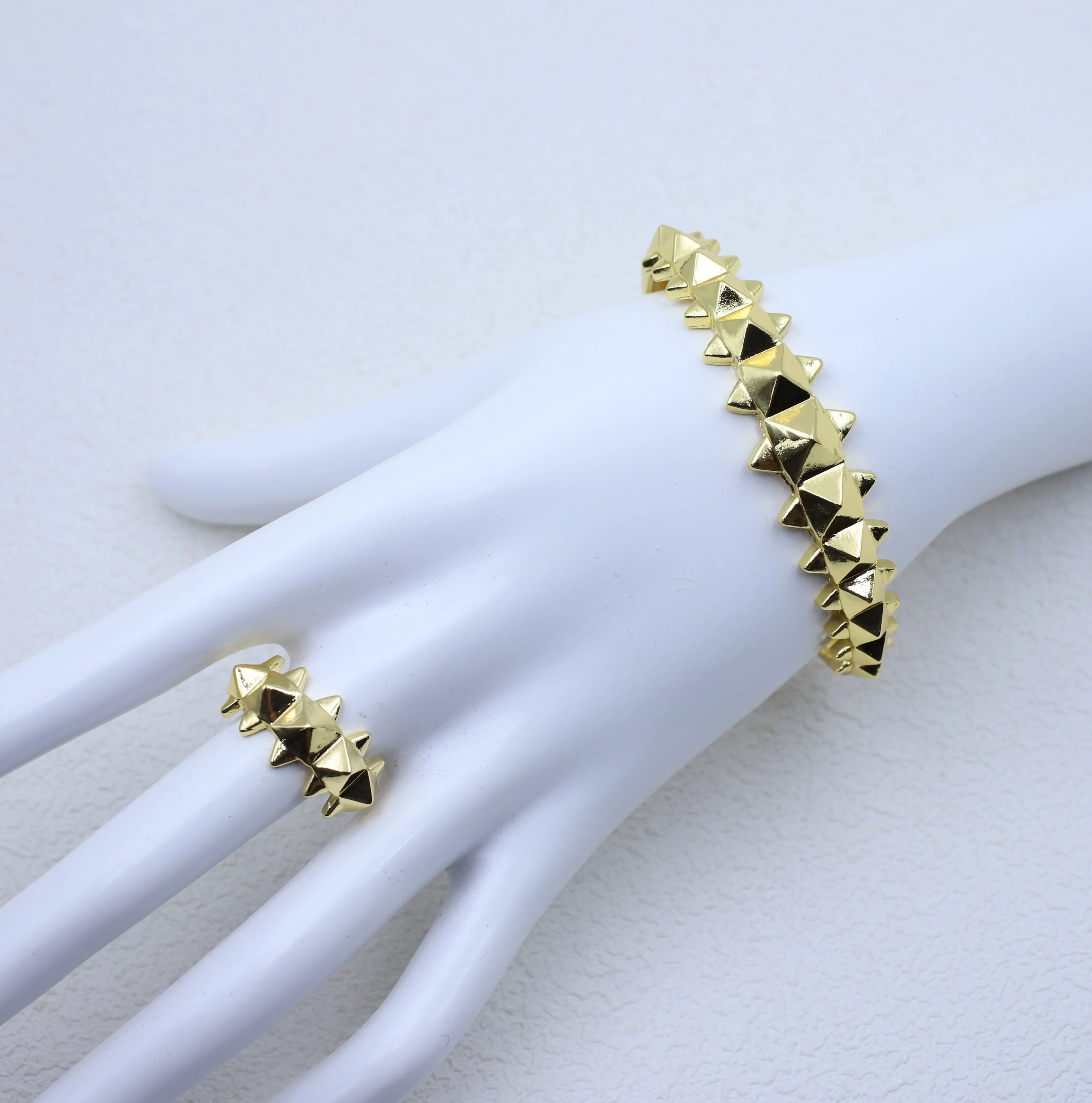 Necklace Earrings Set GUANXI Jewelry Women's Fashion Bangle And Ring Spikes Awl Gold Plated_voghion.com