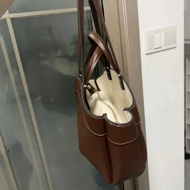 Sac à bandoulière rétro en cuir PU pour femme, pochette sous les bras, grande capacité, décontracté, portable, seau, Handba241104_voghion.com