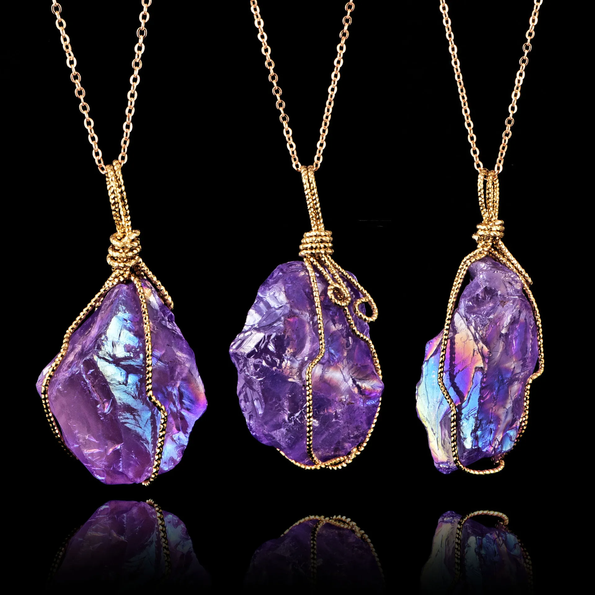 Wire Wrapped Crystal Pendant Necklace For Women And Men_voghion.com