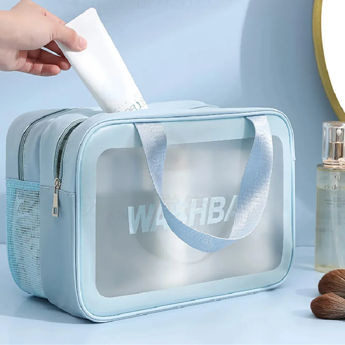 Fashion portable large capacity makeup Double layer frosted dry wet separation wash bag; Multifunctional travel storage_voghion.com