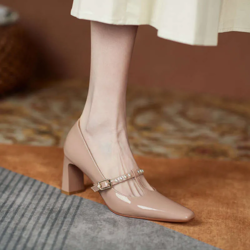 2024s Women's Shoes New Classic Design Gentle Fashionable Soft Comfortable Minimalist Vintage Style Versatile Triple_voghion.com