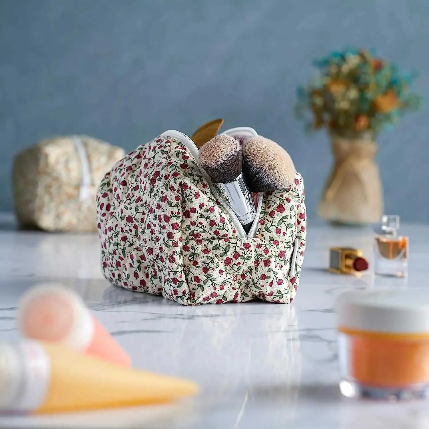 Home>Products>wer Bag>wer Fluffy Wrinkle Makeup Bag Y241023_voghion.com