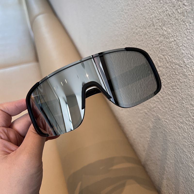 Outdoor sports riding mountaineering skiing windproof protective sunglasses Black super frame slim motorcycle glasses_voghion.com