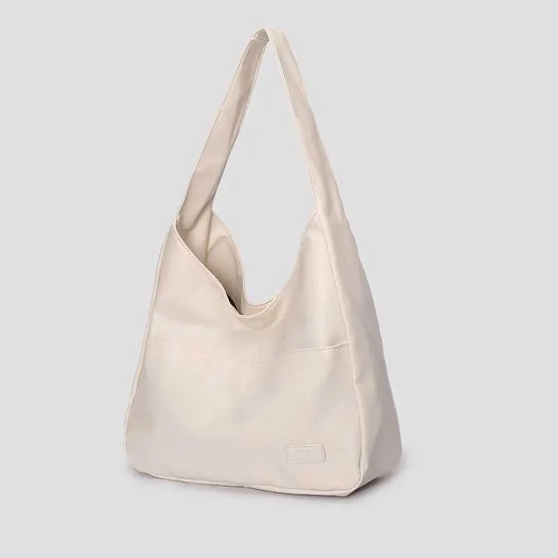 Large Black Leather Shoulder Bag For Women Versatile Commuter_voghion.com