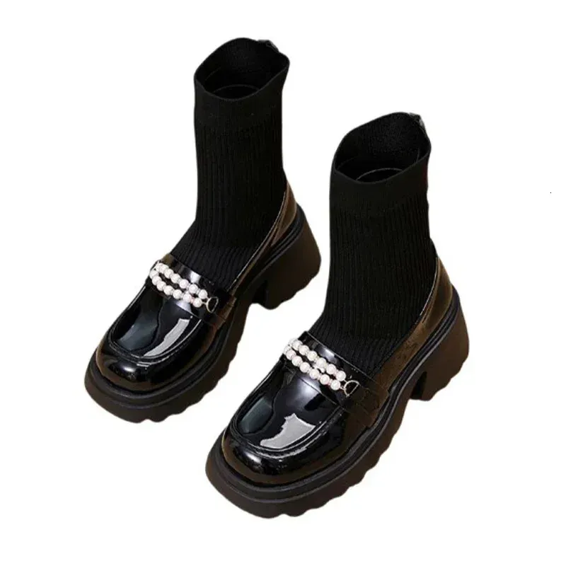 Platåstickade snöstövlar för kvinnor med höga klackar, pärlstövlar i läder, ankelskor 2025, trendiga vinterpumps med strumpor._voghion.com