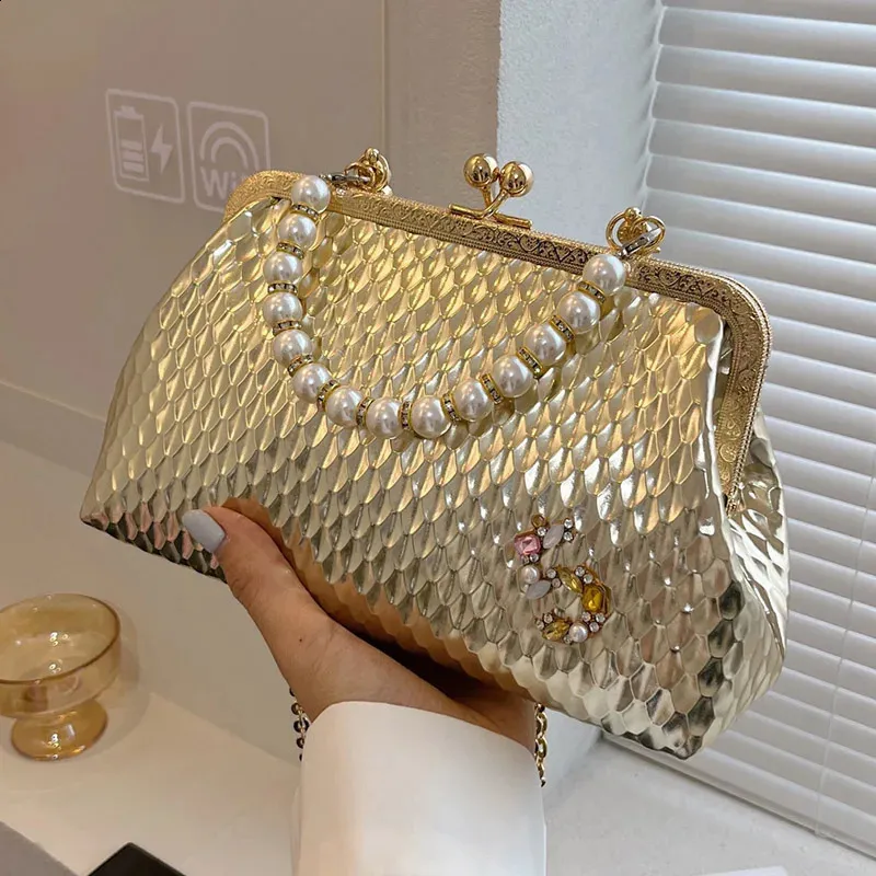 Sacs à bandoulière en argent doré pour femmes, pochette de soirée en perles, chaîne, clip, sacs à main de fête 240821_voghion.com