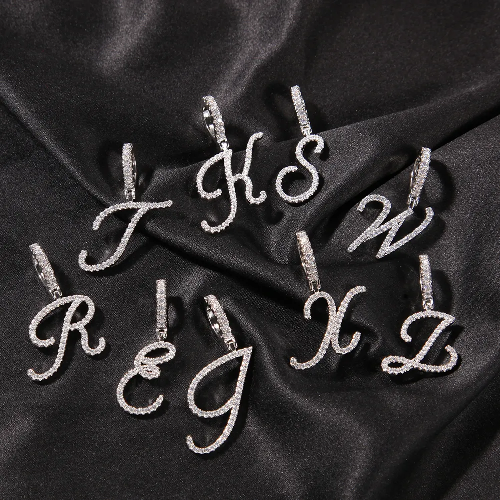 Ketten TBTK Benotzerdefinéiert Kursiv Schrëft Initial A-Z Buschtawen Anhänger Iced Out CZ Kette Halskette Fir Männer Hiphop Charms Bijouen_voghion.com