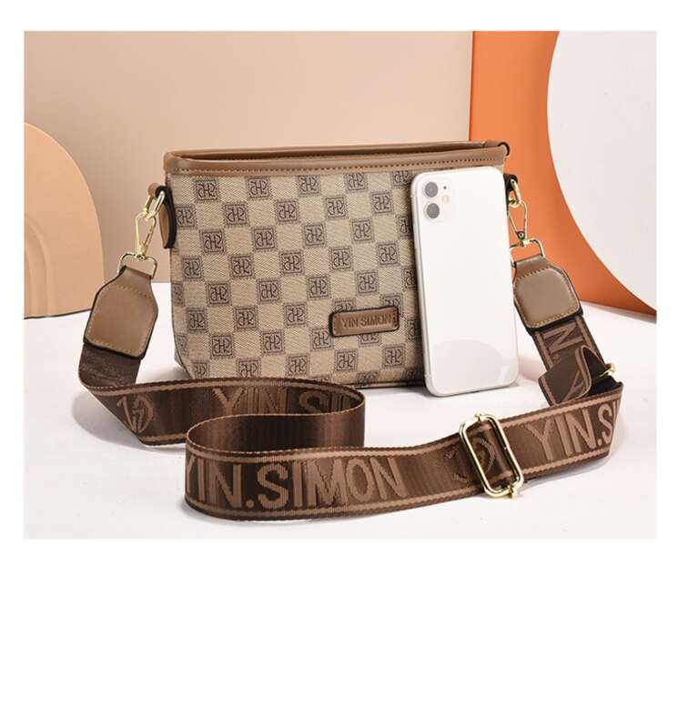 Taske Kvinde 2025 Ny Senior Sense Dame Skuldertaske Crossbody Taske Afslappet Mode Lille Firkantet Taske Dumpling Taske Kvinde Taske_voghion.com