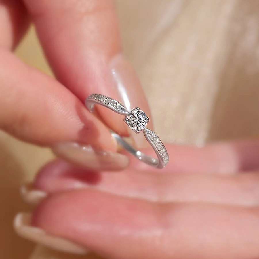 New Luxury Style Moissanite Heart Women Fashion Simple Micro Pave Proposal Ring Gift For Girlfriend