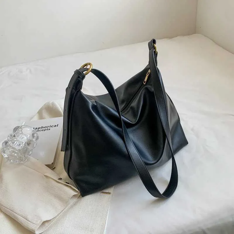 Borsa a spalla e hobo bag da donna in stile retrò_voghion.com