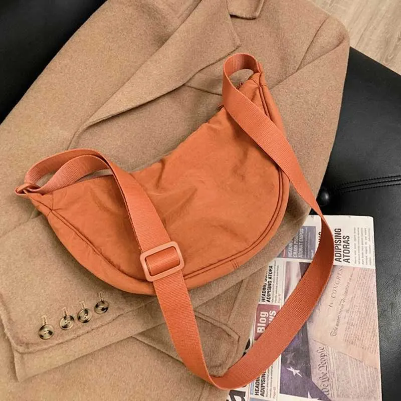 Lässige Hobo-Crossbody aus Nylon für Damen, Designer-Umhängetaschen, große Kapazität, Tragetasche für Damen, Reise-Shopper, Damengeldbörsen_voghion.com