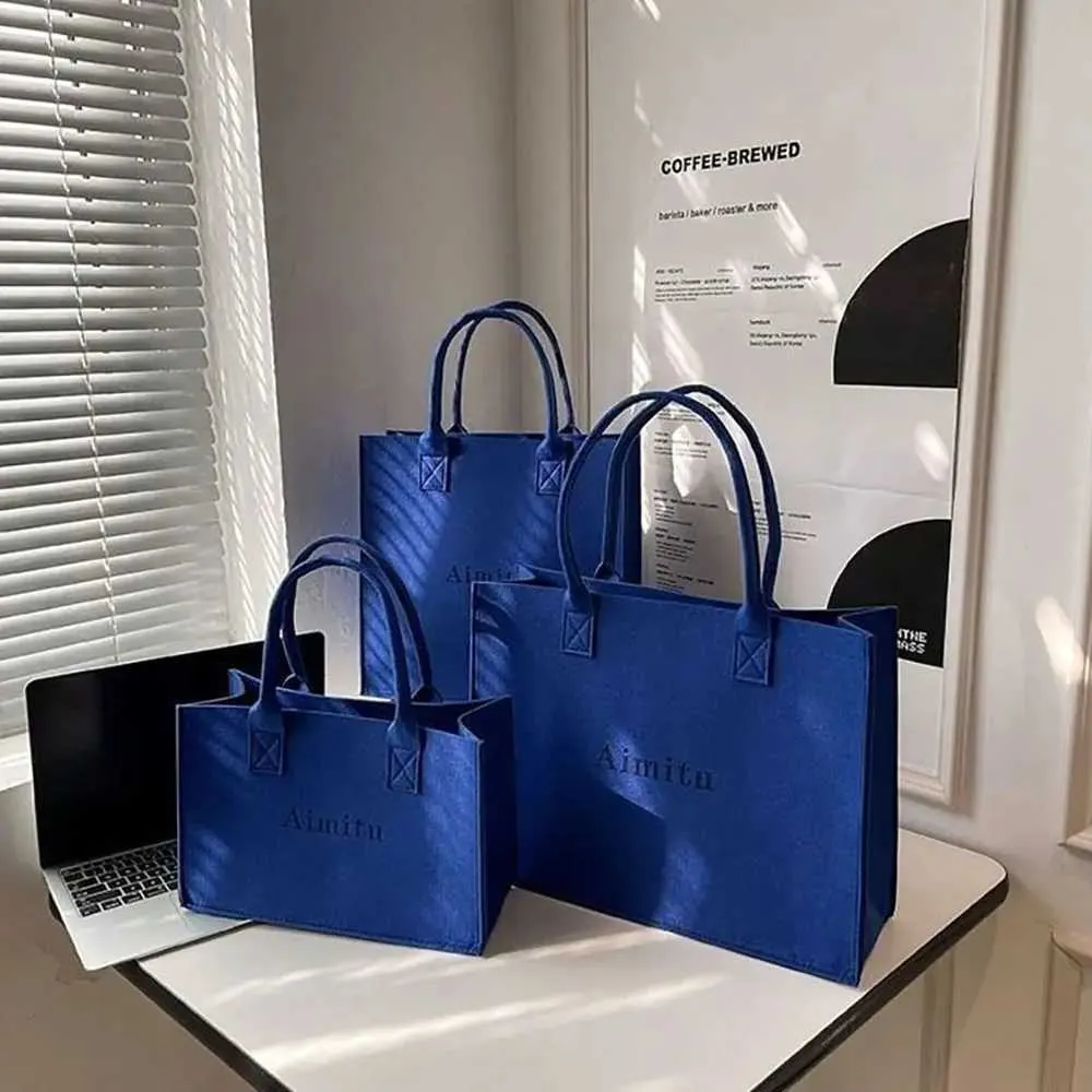 Women's Solid Colour Felt Shoulder Bag Large Capacity Tote Bag_voghion.com