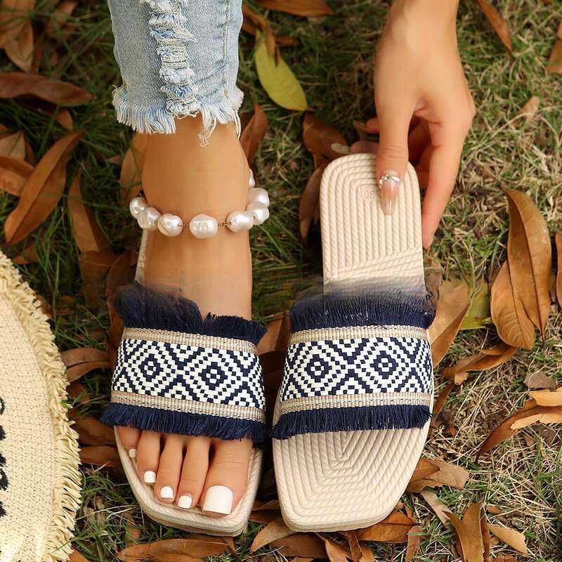 Damensandalen,Little Fragrance, flach und rutschfest, Damenoberbekleidung, Sommer, neue Mode, Quaste, Übergröße_voghion.com