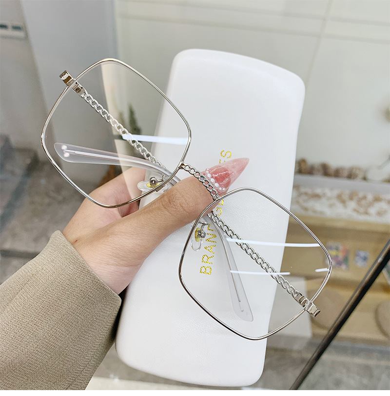New Fashion Classic Oversize Sunglasses Women Brand Designer Metal Big Frame Shades Sun Glasses Eyewear Gafas UV400_voghion.com