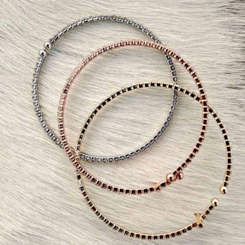 Náramek s křížovým otevíráním Dia, univerzální, jednoduchý, s jednou řadou víry_voghion.com