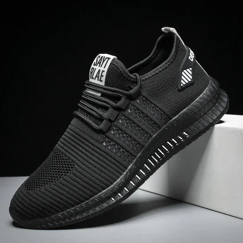 Men's Lightweight Running Shoes For Walking Breathable Lace-up_voghion.com