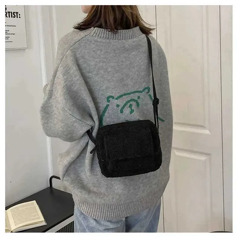 New Plush Fabric Womens Shoulder Crossbody Small Fashion Lambs Wool Fluffy Fur Winter Female Bag Designer_voghion.com