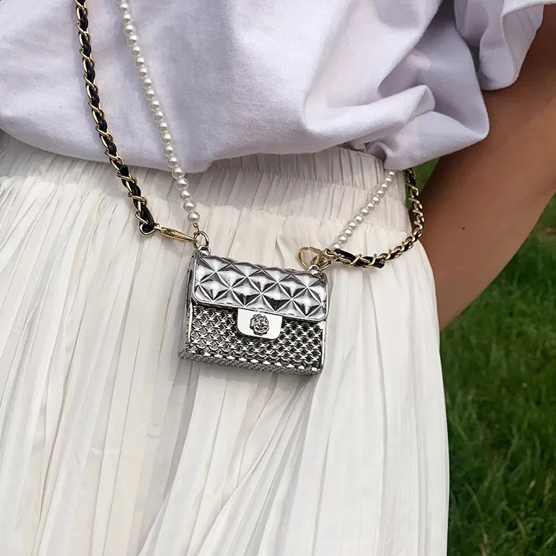 Super Mini Metal Crossbody Bags For Women Fashion Trendy Beading Female Chain Shoulder Handbags 240725_voghion.com