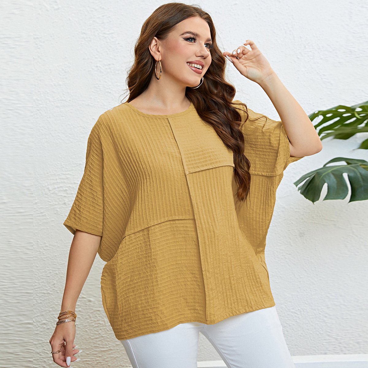 Einfarbige Oberteile für Damen in Übergröße, Spleiß-Oberteile für den Sommer_voghion.com