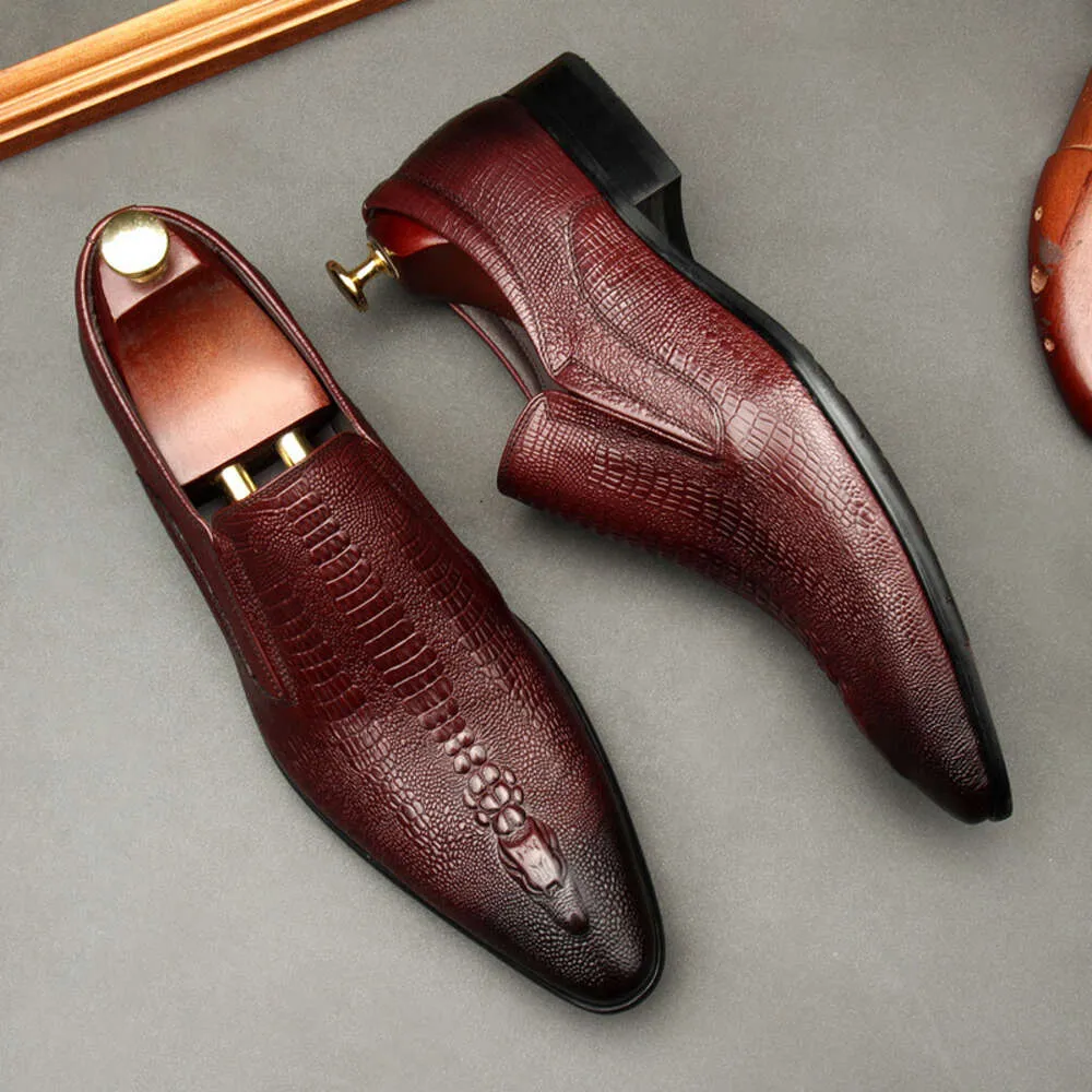 Breathable Leather Shoes For Men Patterned Crocodile Business_voghion.com