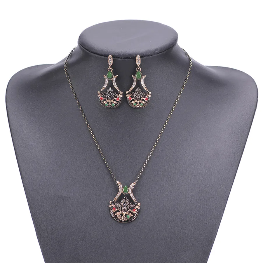 Collane con ciondolo 2023 Gioielli di moda coreana Catena lunga Cristallo Strass Vaso di fiori Collana Orecchini Set per le donne_voghion.com