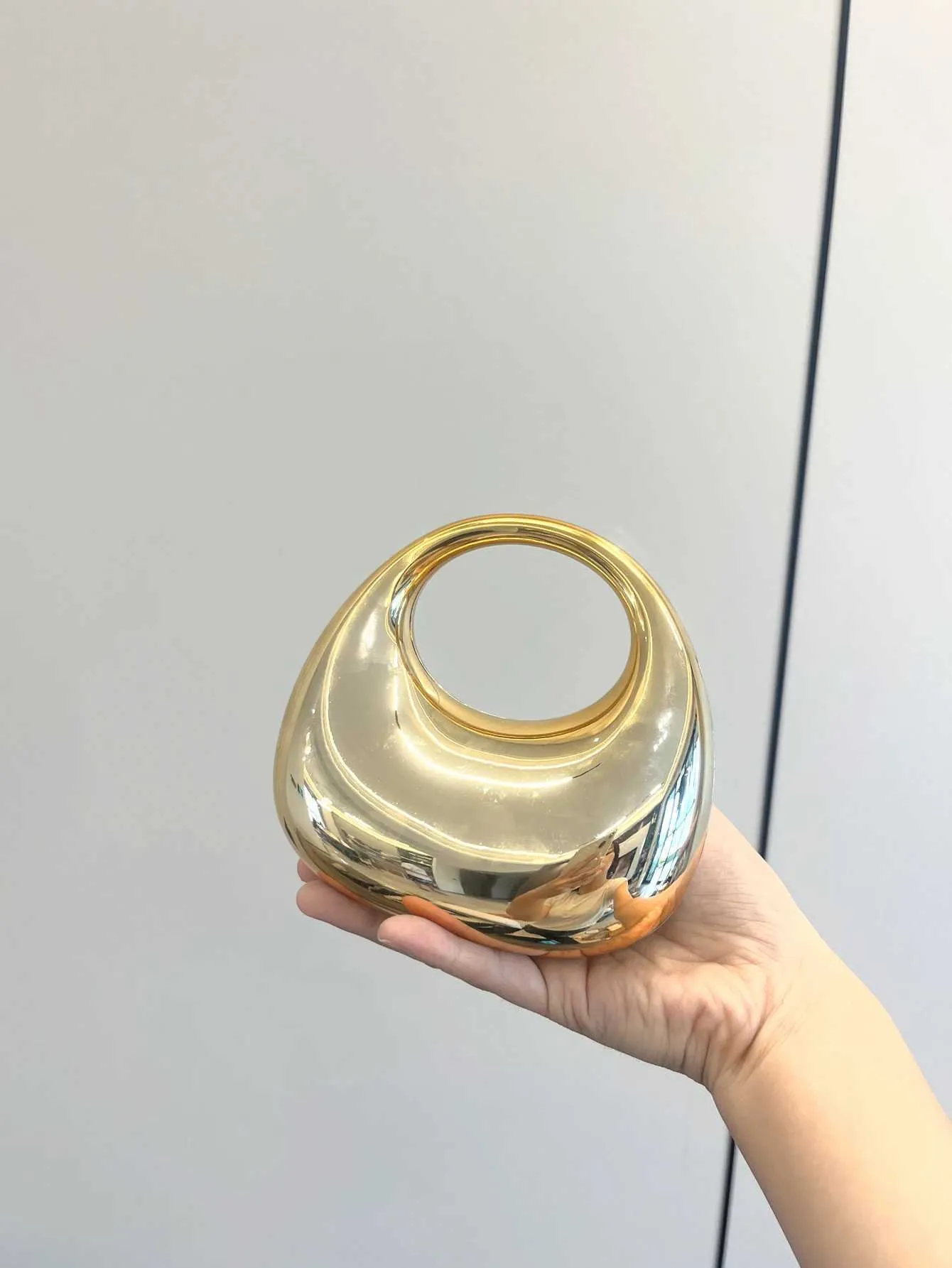 Mini Goldene Abend Geldbörsen und handtasche Designer schulter tasche lustige Mond form Party Hochzeit Acryl Clutch geldbörseC241116_voghion.com