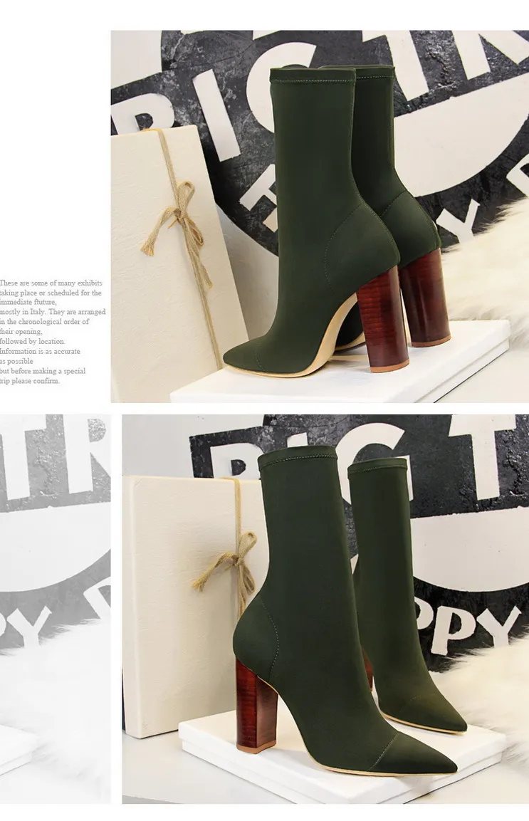 Demi-bottes d'hiver pour femmes, style européen et américain, style simple, grande taille, style minimaliste, tendance et confortable_voghion.com