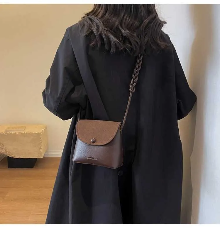 Women's Crossbody Bag Small Shoulder Bag Pu Leather Square Design_voghion.com
