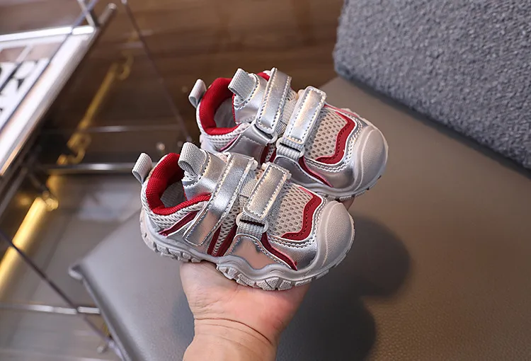 Scarpe sportive per bambini per ragazze e ragazzi, scarpe casual da corsa per la scuola Littlesprouts, classiche, alla moda, antiscivolo, per bambini, taglie 21_voghion.com