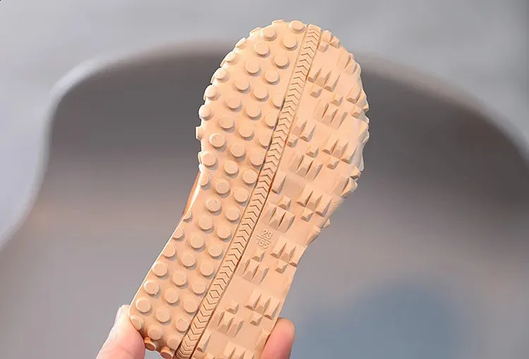 Childrens spring autumn boys breathable comfortable running girls fashionable and leisure sports baby soft shoes 240912_voghion.com